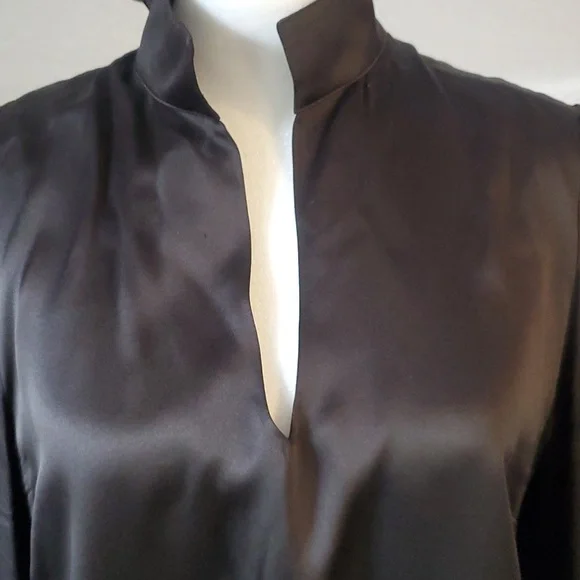 Victorian Blouse from Ichabod Sleepy Hallow Collection - Picture 7 of 10